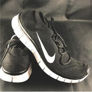 NIKE FREE 5.0 FLYKNIT Black Women’s size 9 - WORN ONCE!